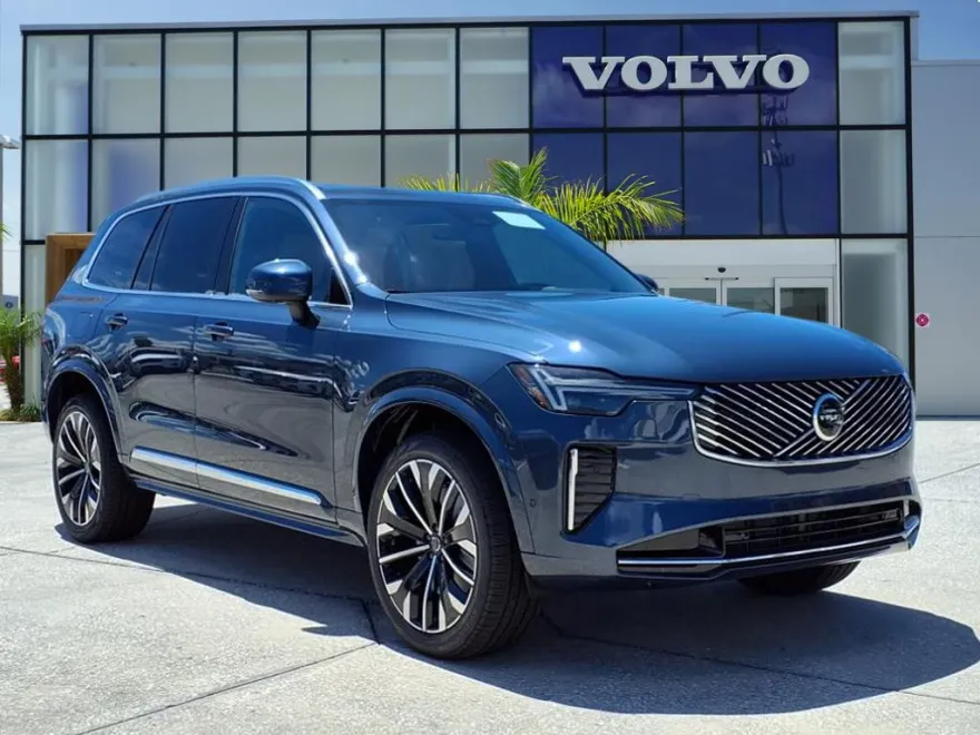 2026 Volvo XC90 Plus photo 1