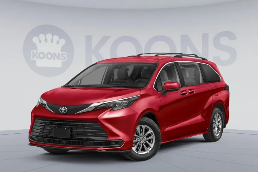 2025 Toyota Sienna LE photo 1