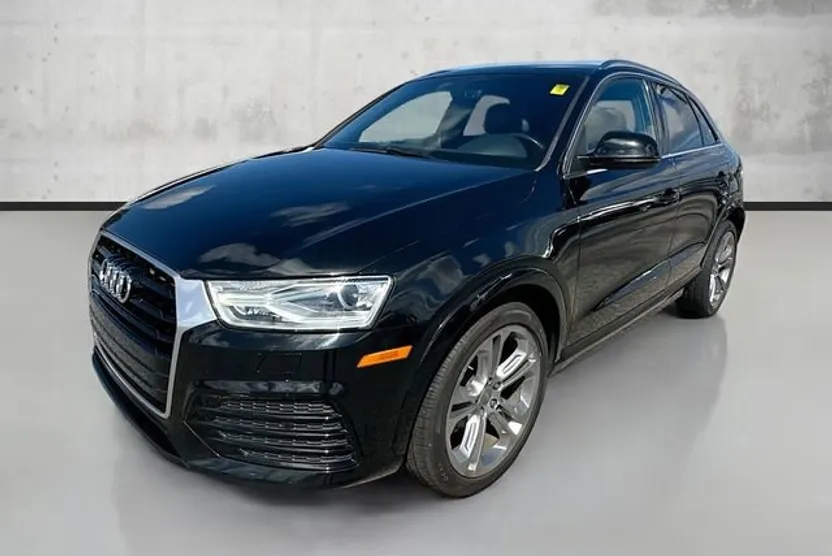 2018 Audi Q3 Premium Plus photo 1
