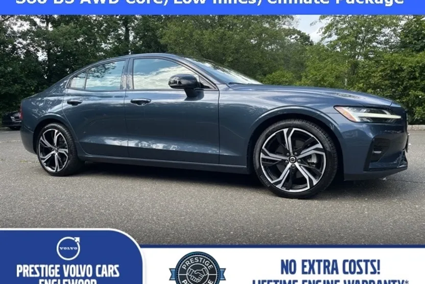 2025 Volvo S60 B5 Core photo 1