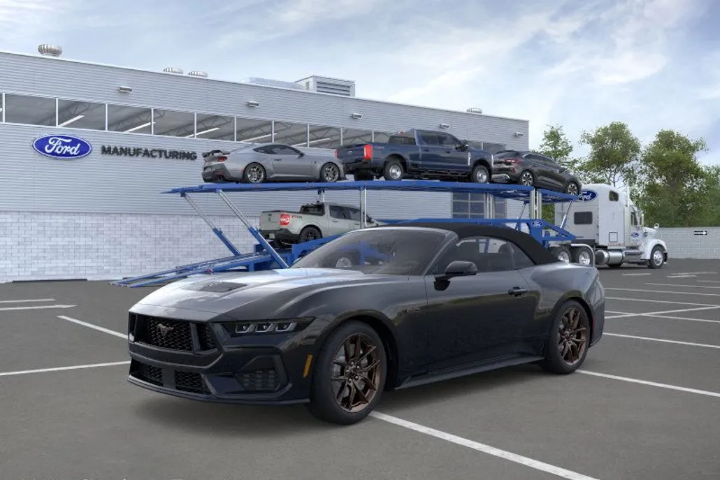 2025 Ford Mustang GT Premium Convertible photo 1