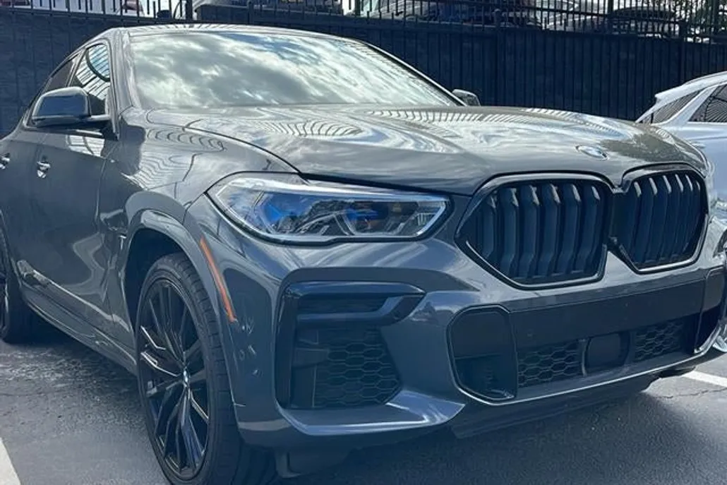 2022 Bmw X6 M50i photo 1
