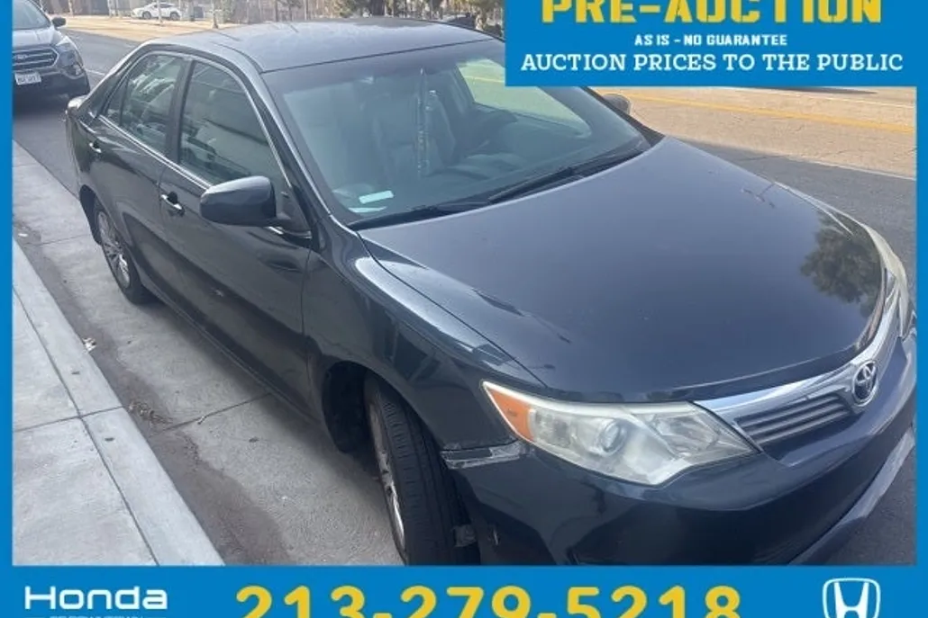 2013 Toyota Camry L photo 1