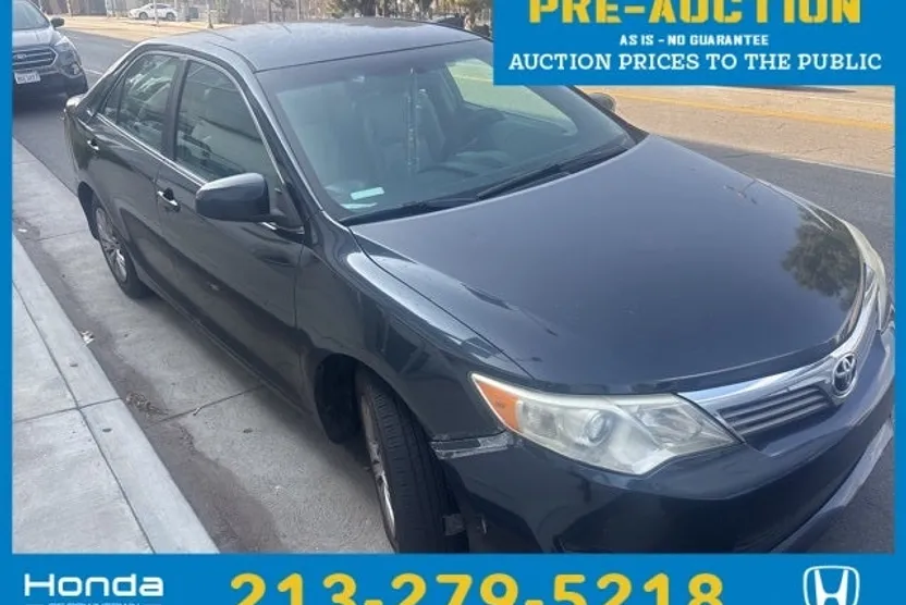 2013 Toyota Camry L photo 1