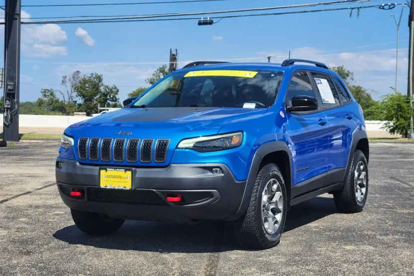 2022 Jeep Cherokee Trailhawk photo 1