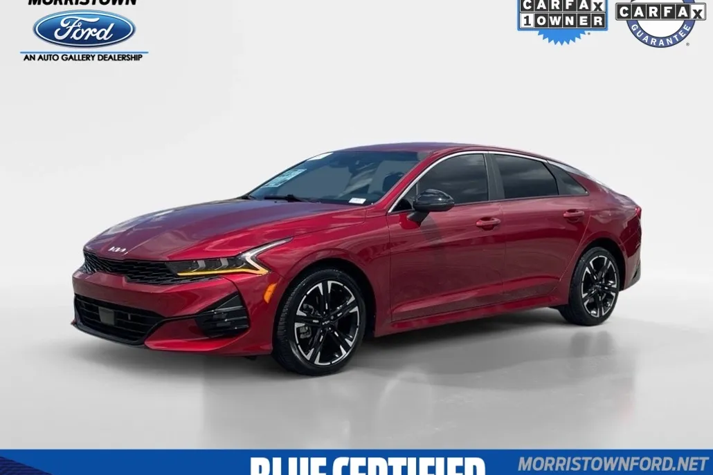 2024 Kia K5 GT-Line photo 1