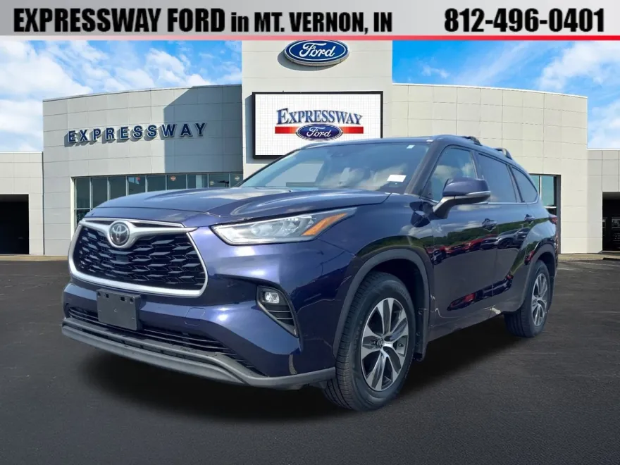 2020 Toyota Highlander XLE photo 1