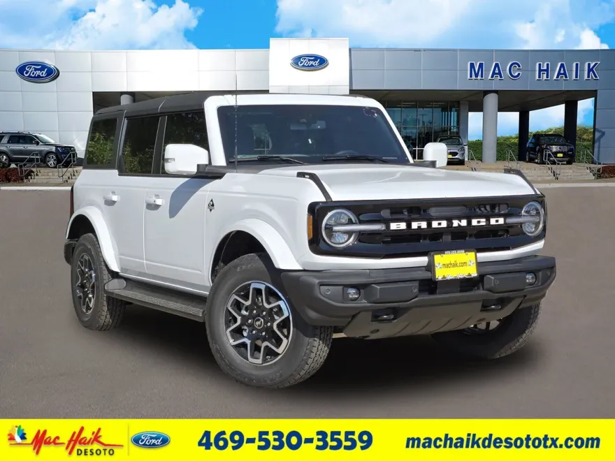 2025 Ford Bronco Outer Banks photo 1