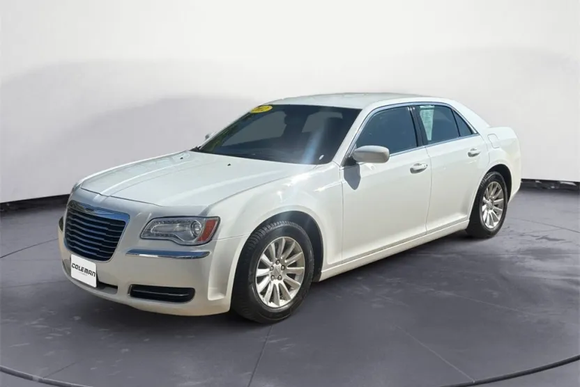 2012 Chrysler 300 Base photo 1