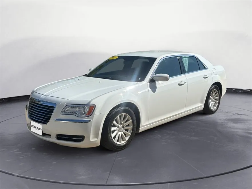 2012 Chrysler 300 Base photo 1