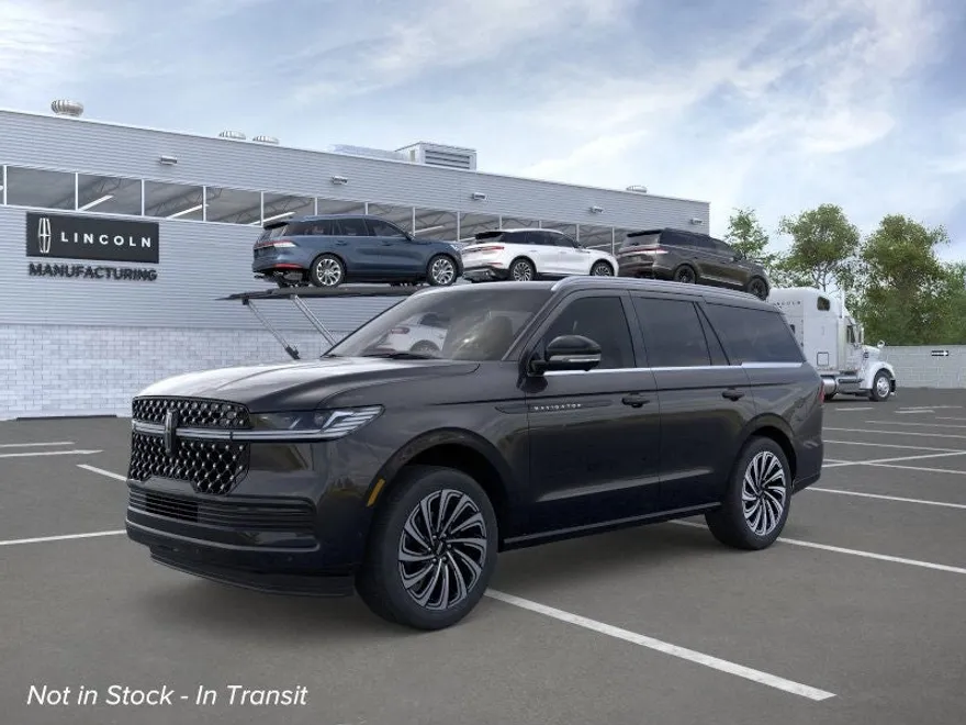 2025 Lincoln Navigator Black Label photo 1