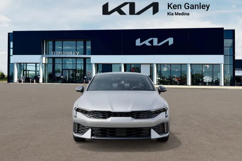 2026 Kia K5 GT-Line photo 1