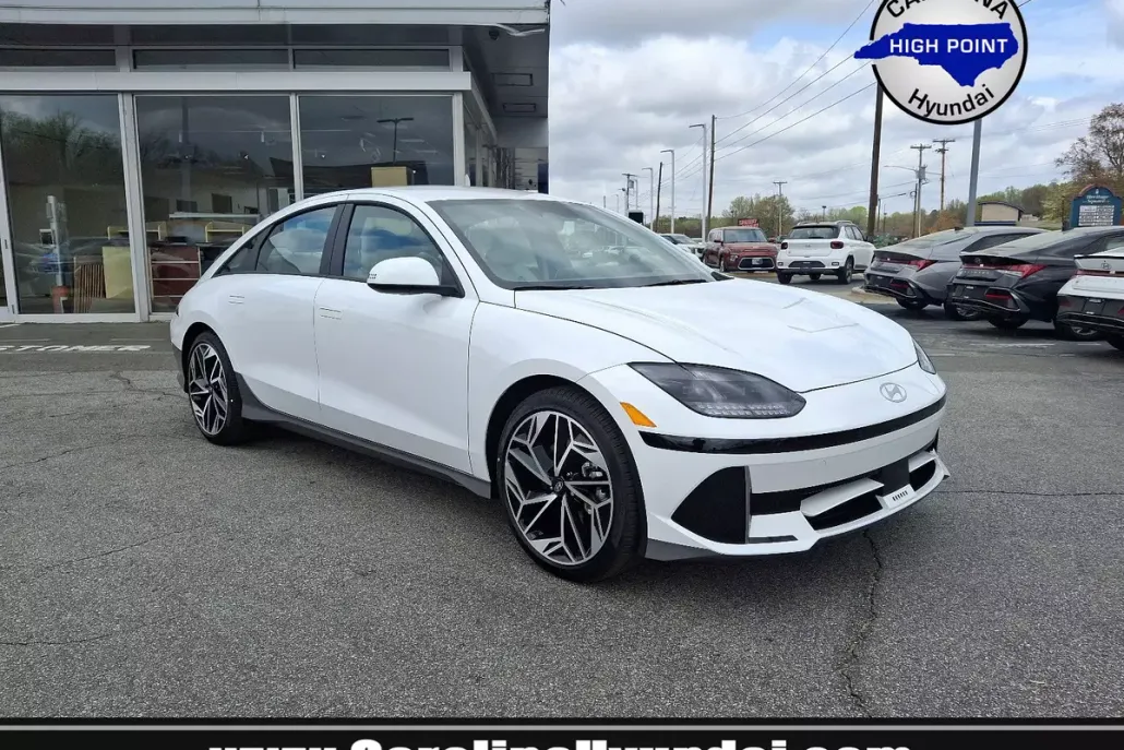 2025 Hyundai Ioniq 6 SEL photo 1