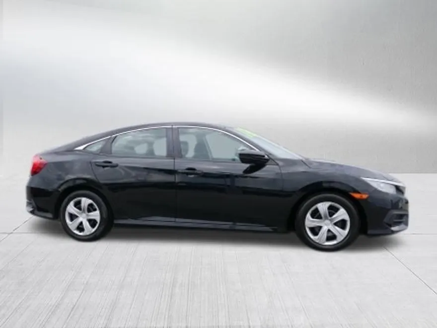2018 Honda Civic LX photo 1
