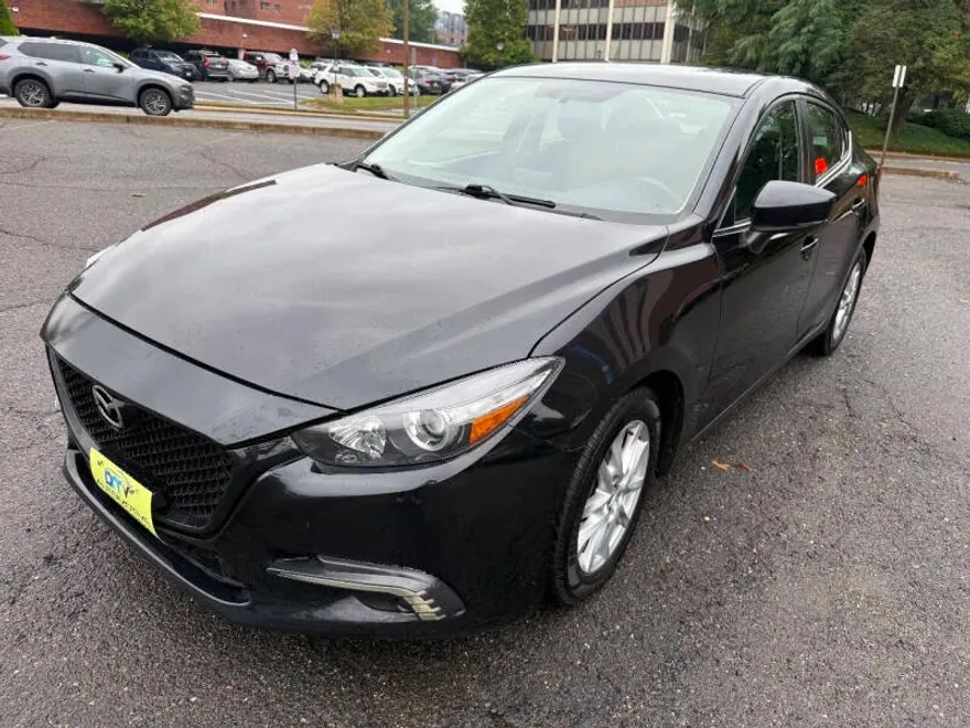2017 Mazda Mazda3 Sport photo 1