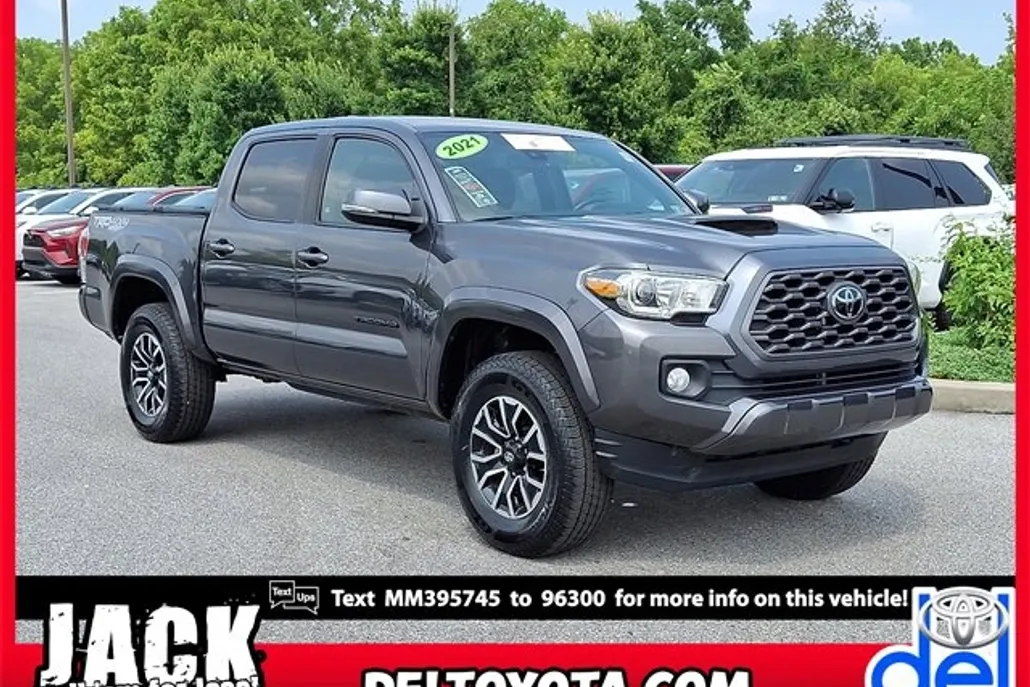 2021 Toyota Tacoma TRD Sport photo 1