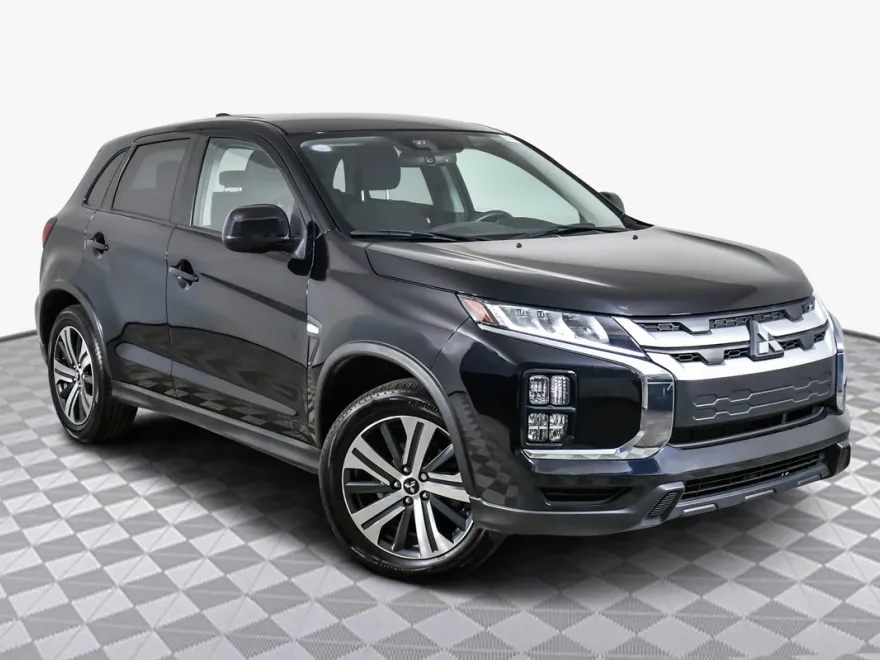 2022 Mitsubishi Outlander Sport ES photo 1