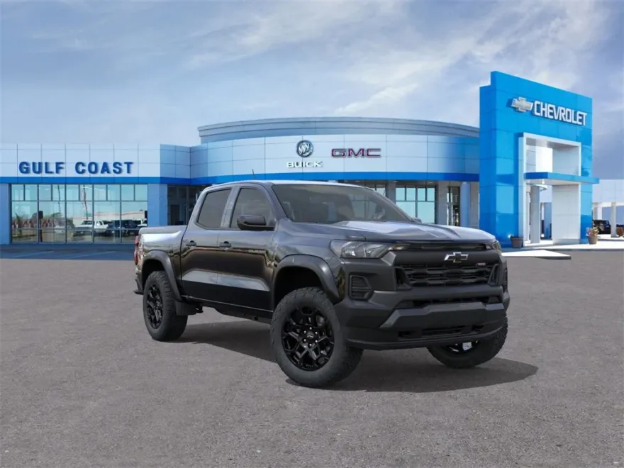 2026 Chevrolet Colorado Trail Boss photo 1