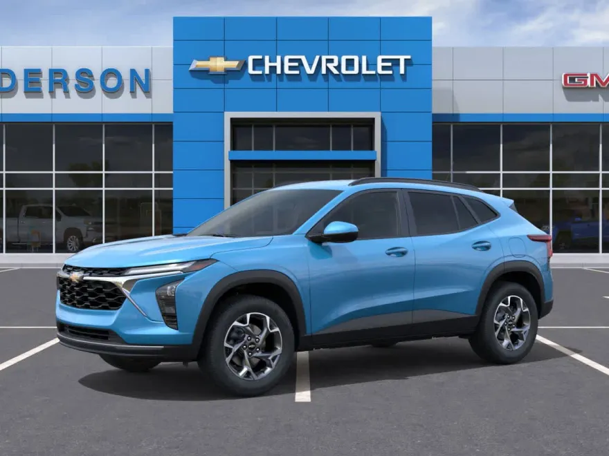 2026 Chevrolet Trax LT photo 1