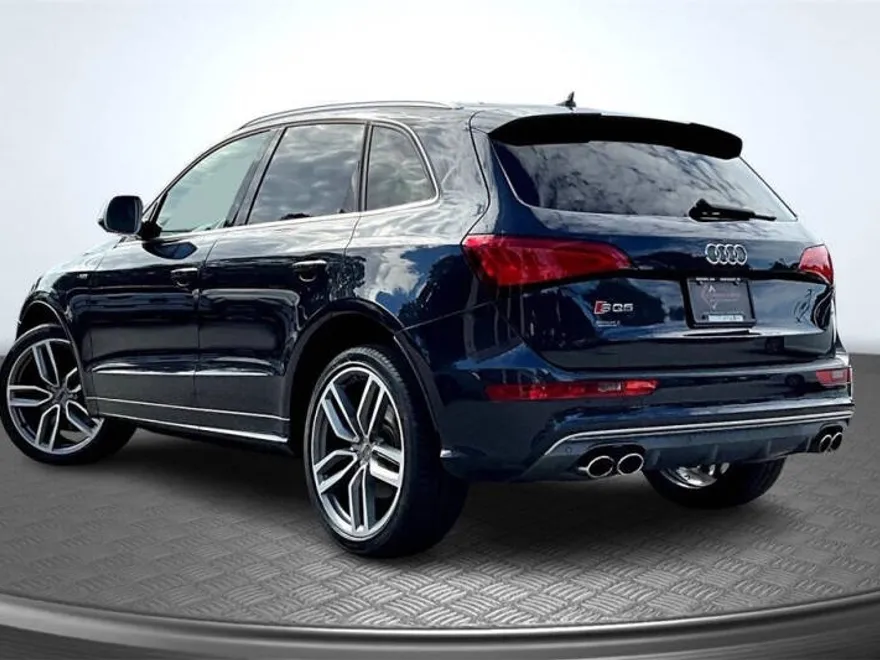 2017 Audi SQ5 Prestige photo 1