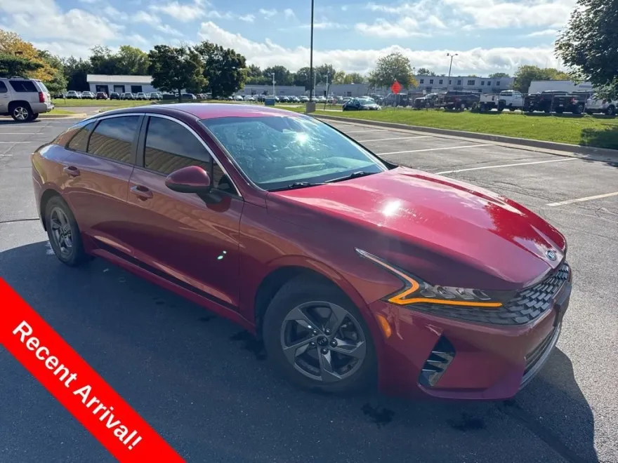 2021 Kia K5 LX photo 1