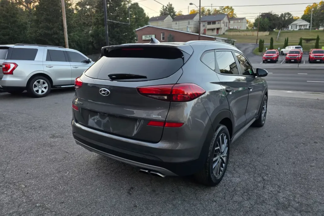 2021 Hyundai Tucson SEL photo 1