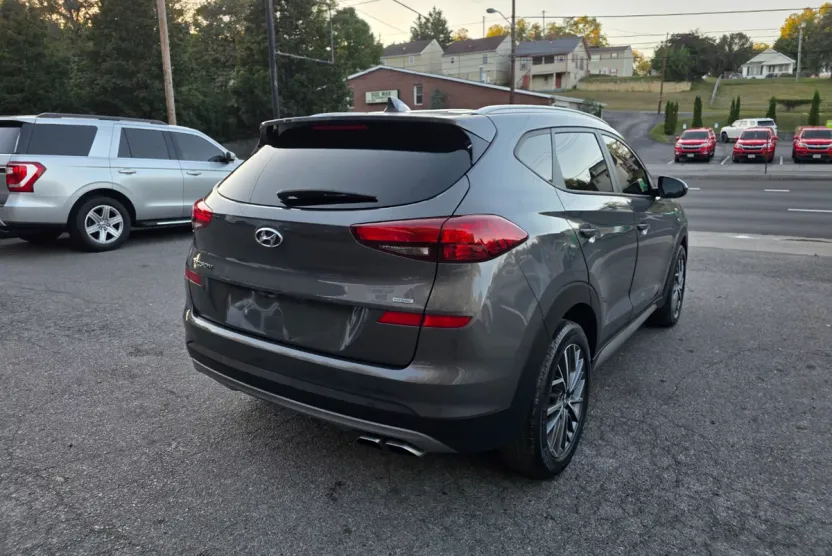 2021 Hyundai Tucson SEL photo 1