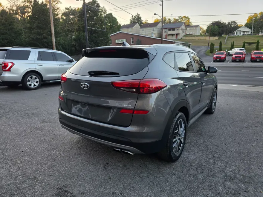 2021 Hyundai Tucson SEL photo 1