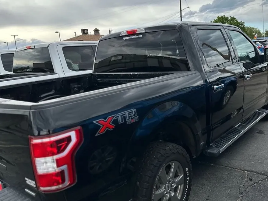 2020 Ford F-150 XLT photo 1