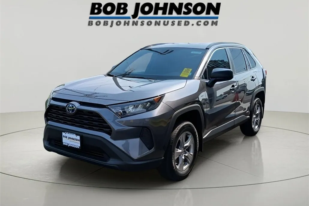 2022 Toyota RAV4 Hybrid LE photo 1