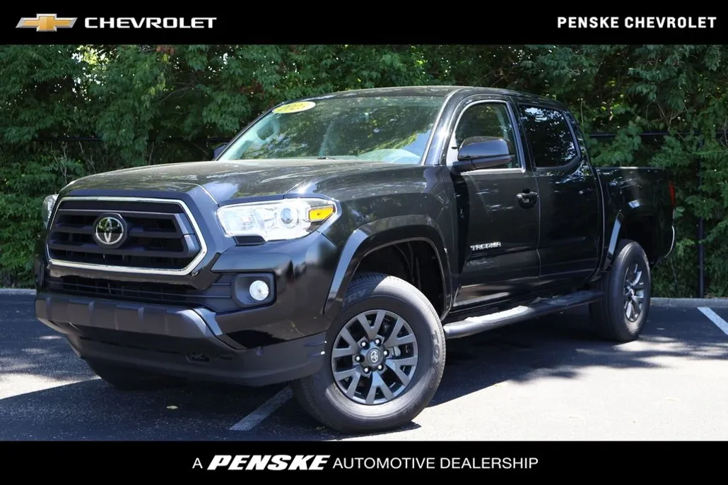 2023 Toyota Tacoma SR5 photo 1