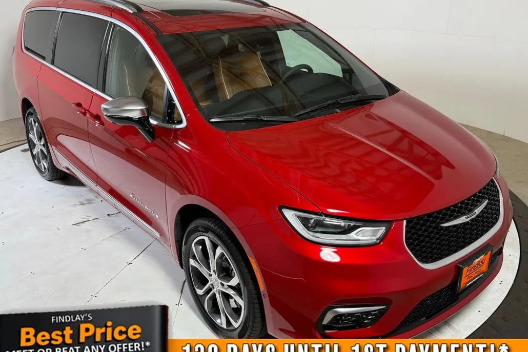 2026 Chrysler Pacifica Pinnacle photo 1