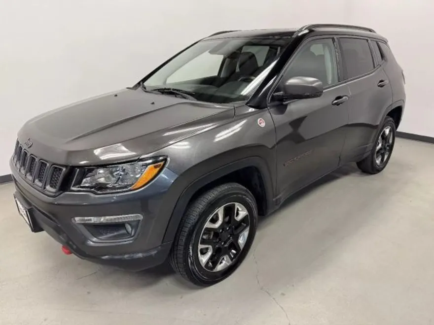 2018 Jeep Compass Trailhawk Sport photo 1