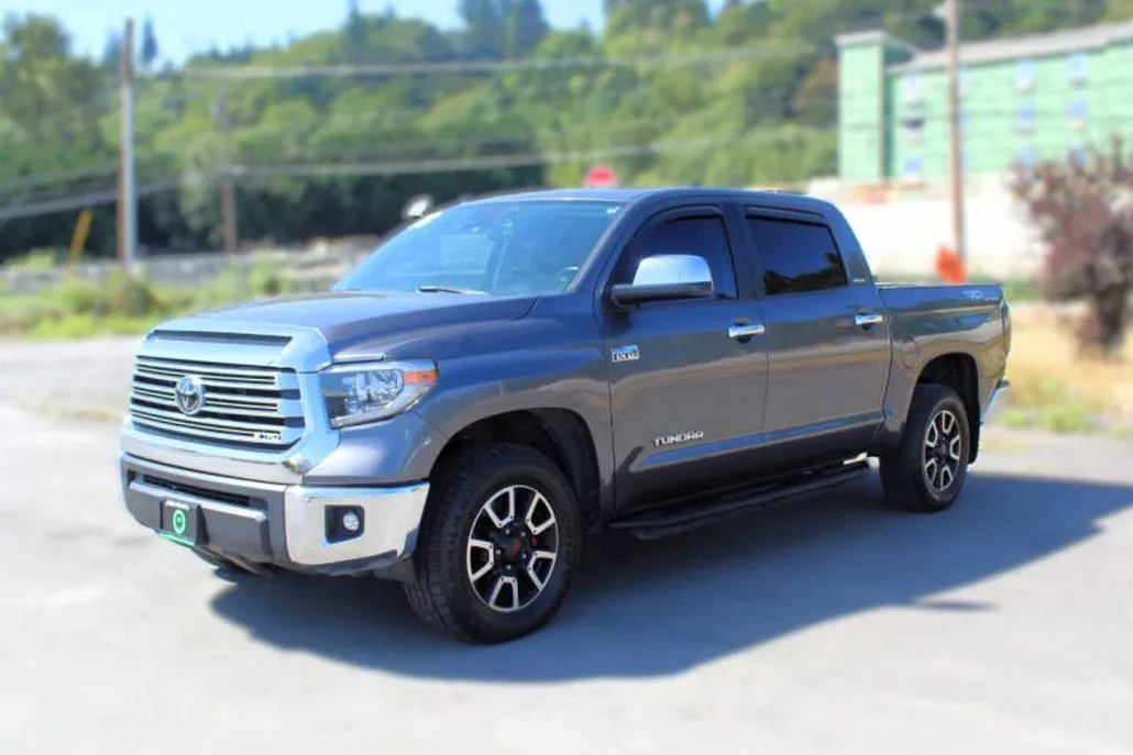 2018 Toyota Tundra Limited photo 1