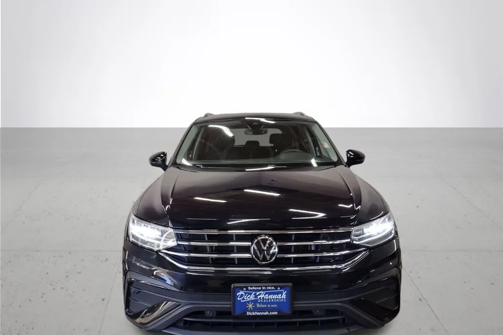 2024 Volkswagen Tiguan SE Wolfsburg Edition photo 1