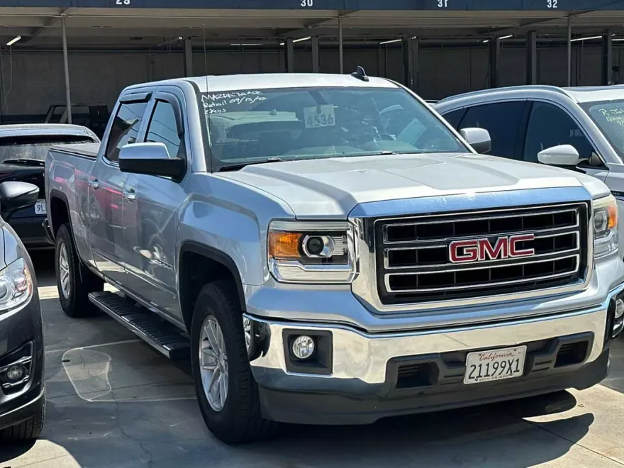2015 Gmc Sierra 1500 SLE photo 1