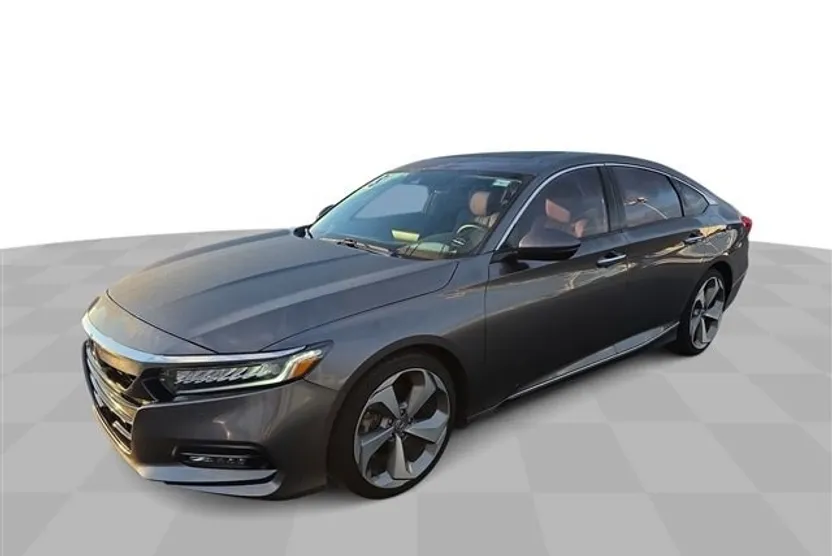 2018 Honda Accord Touring photo 1