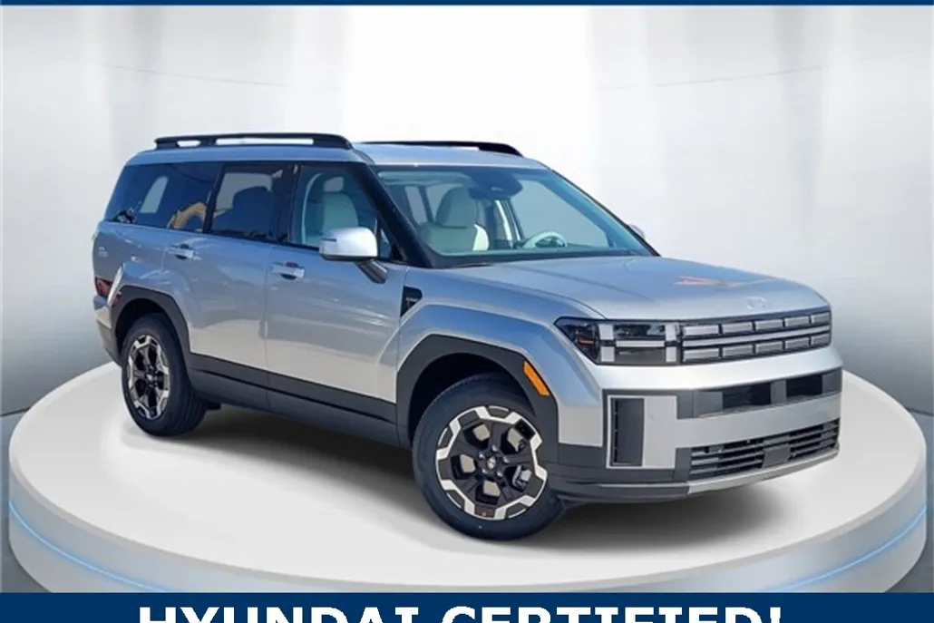 2025 Hyundai Santa Fe SEL photo 1