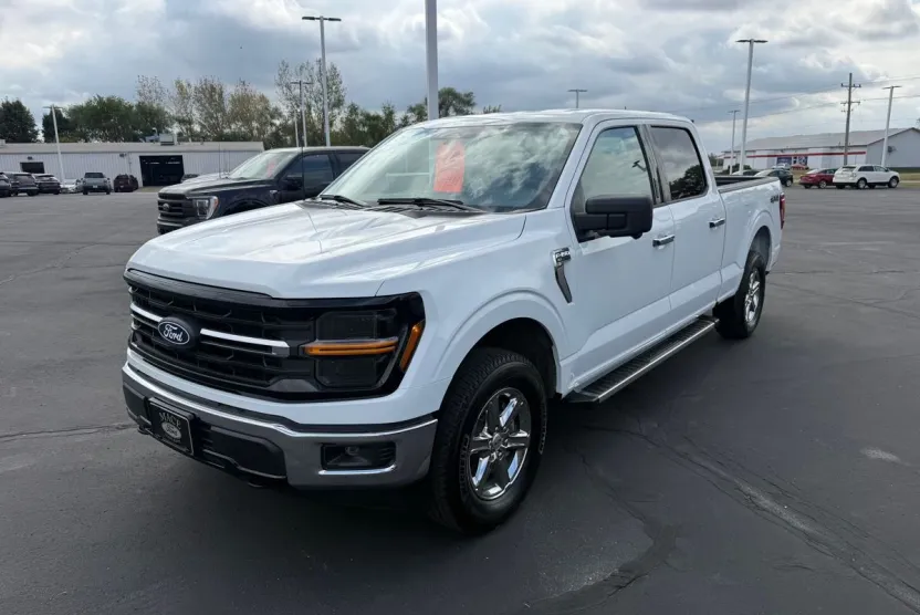 2024 Ford F-150 XLT photo 1