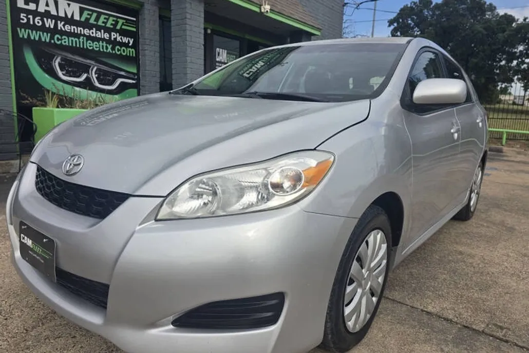 2010 Toyota Corolla Matrix L 4WD photo 1