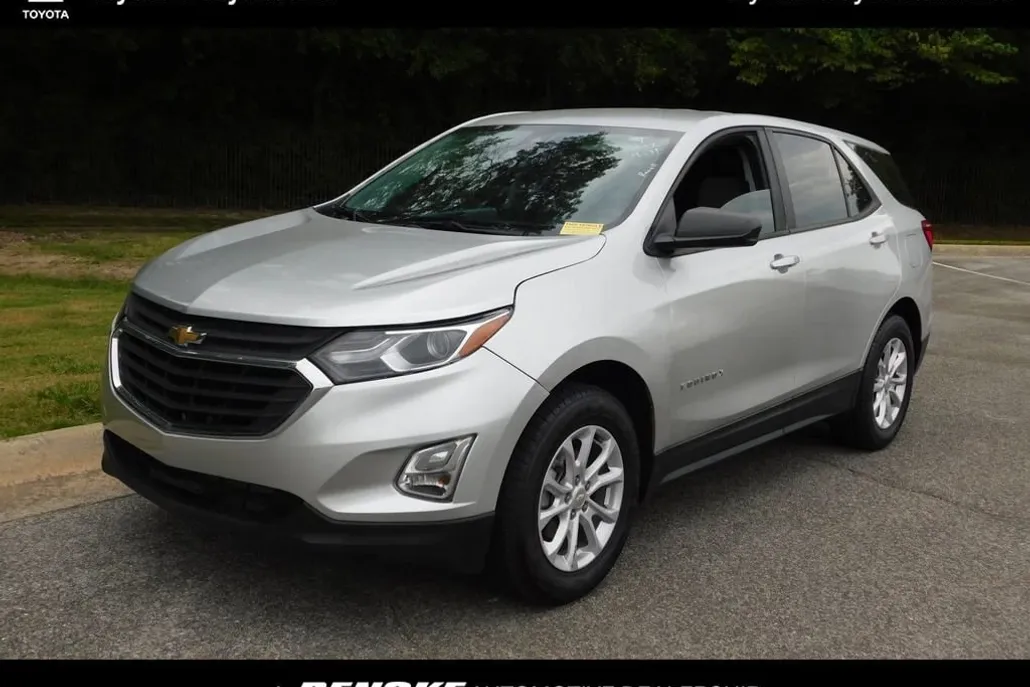 2020 Chevrolet Equinox LS photo 1