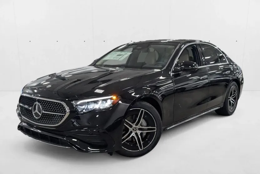 2025 Mercedes Benz E 350 4MATIC Sedan photo 1