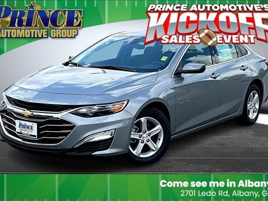 2025 Chevrolet Malibu LS photo 1