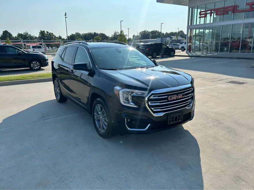 2024 Gmc Terrain SLT photo 1