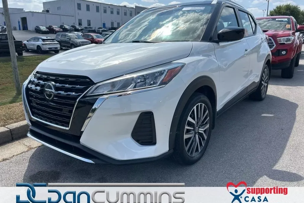 2021 Nissan Kicks SV photo 1