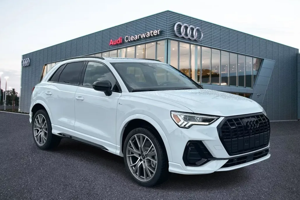 2025 Audi Q3 Premium Plus S line photo 1