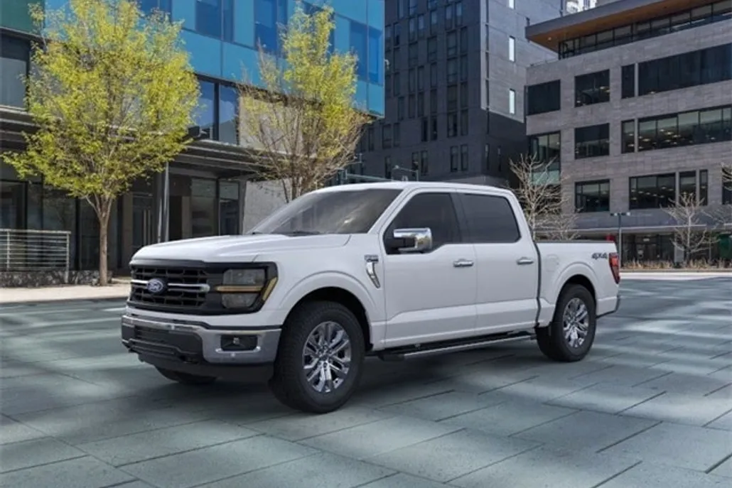 2025 Ford F-150 XLT photo 1