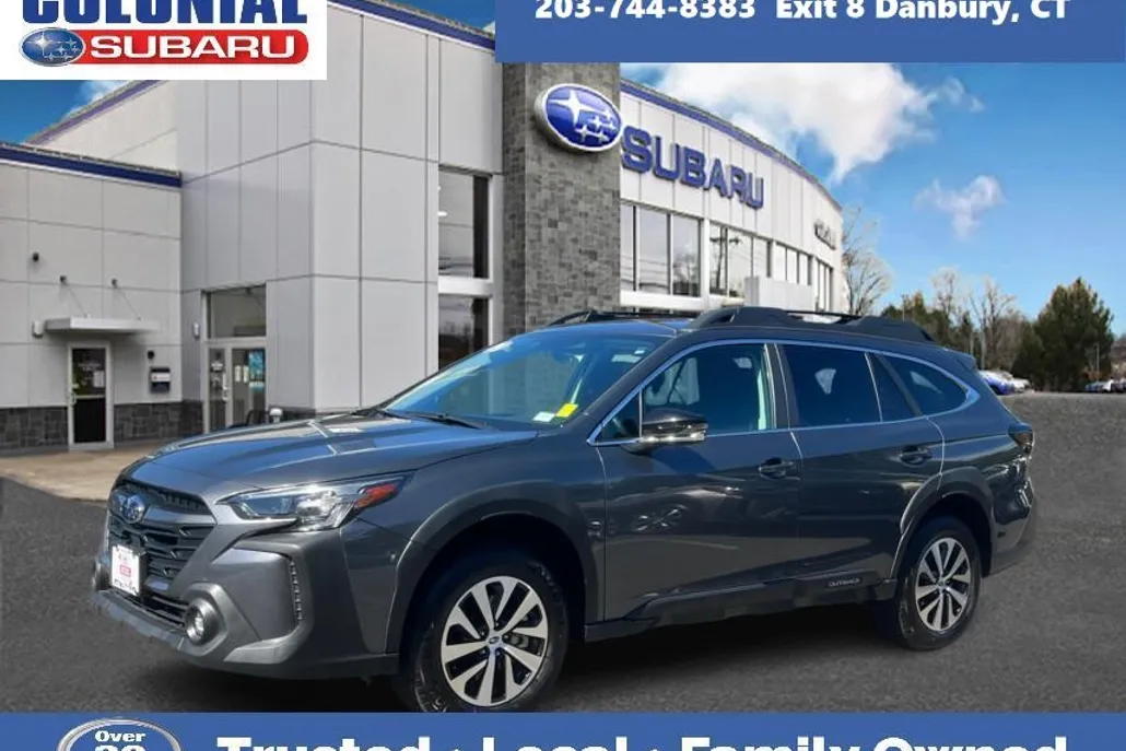 2024 Subaru Outback Premium photo 1