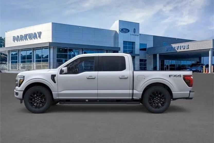 2025 Ford F-150 Lariat photo 1