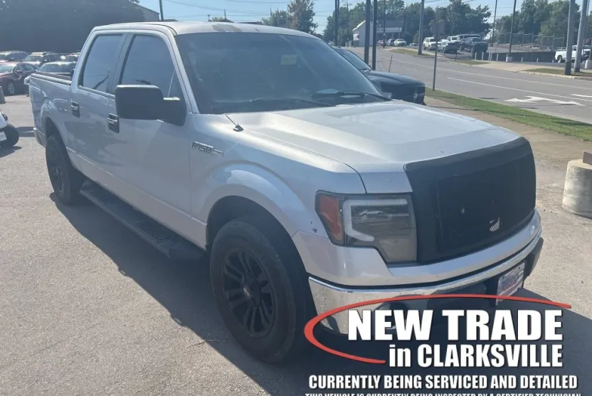 2012 Ford F-150 XLT photo 1